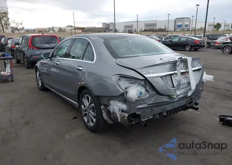 2015 Mercedes-Benz C 300 from USA, damaged, VIN 55SWF4JBXFU085390